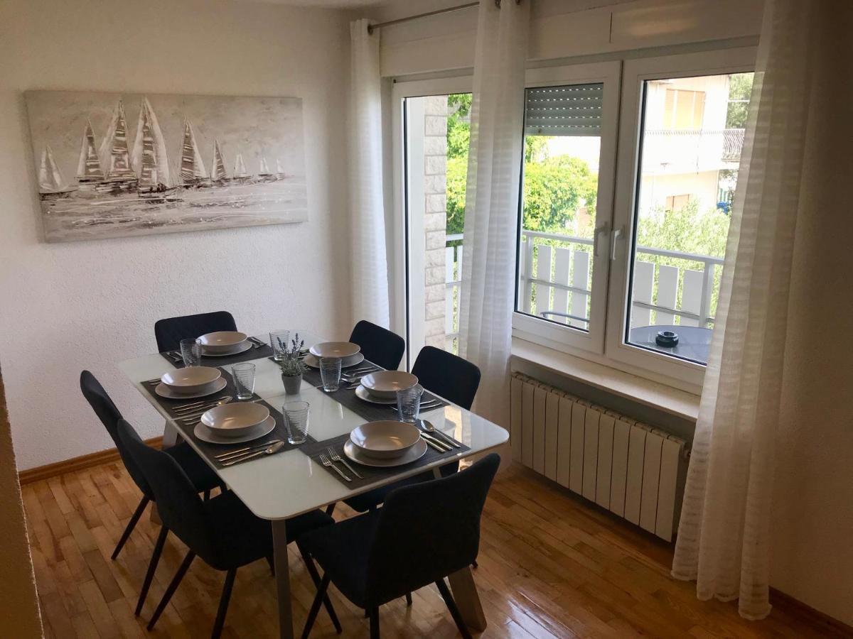 Holiday Apartment Lavanda Sumpetar Jesenice  Kültér fotó